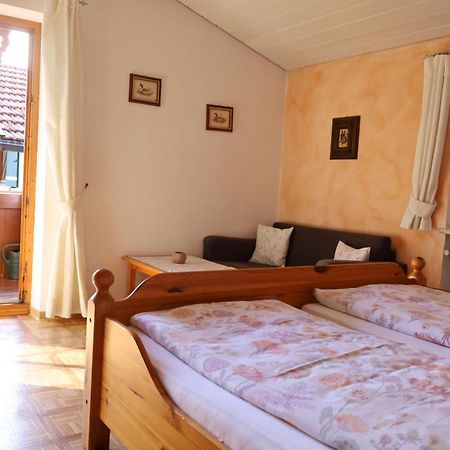 Ferienwohnung Hell Claudia Schleching Bagian luar foto
